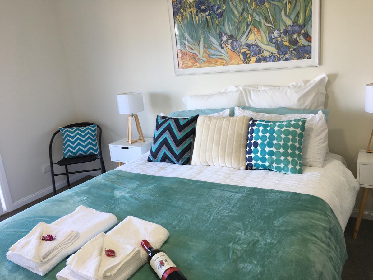 머틀포드 Rosewhite House B&B 외부 사진
