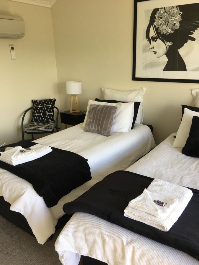 머틀포드 Rosewhite House B&B 외부 사진